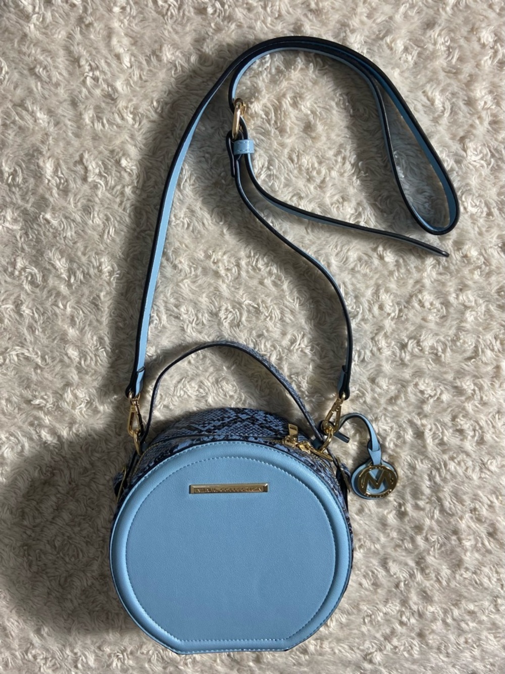 Mia K. Collection Sky Blue Circle Snake-Print Crossbody Bag